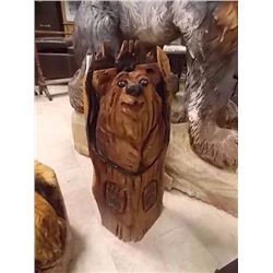 UNIQUE HAND CRAFTED CHAIN SAW CARVING - STUMP BEAR - 21.5" TALL  X 10 X 8"
