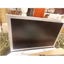 COMPUTER MONITOR