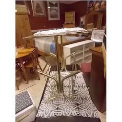 BRASS AND GLASS END TABLE WITH MAGAZINE RACK