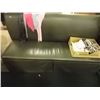 Image 1 : GREEN LEATHER BENCH