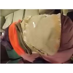 LOT OF SCARVES/SHAWLS