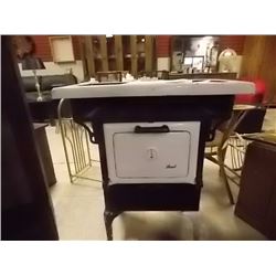 VINTAGE BEACH ENAMEL COOK STOVE - 1910'S