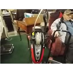 HUSKY 2000psi PRESSURE WASHER WITH WAND