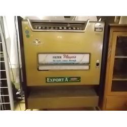 VINTAGE CIGARETTE MACHINE - DAY CAP - COIN OPERATED - UNTESTED