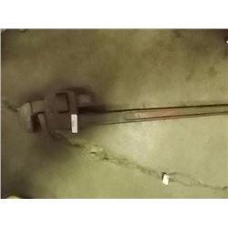 PIPE WRENCH - 24"