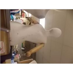 MANNEQUIN WITH WOOD ARMS