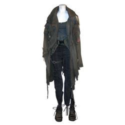 Resident Evil: The Final Chapter Alice (Milla Jovovich) Hero Movie Costumes