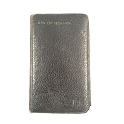 Resident Evil 6 Dr. Isaacs (Iain Glen) Hero Bible Movie Props