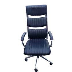 Resident Evil: The Final Chapter Security Room Desk Chair Movie Props