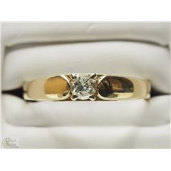 #37-14K YELLOW GOLD DIAMOND RING SIZE 8.5