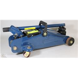 CERTIFIED 2 TON FLOOR JACK WITH HANDLE