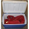 Image 1 : CAMP COOLER WITH SIZE 44 INSULATED COVERALLS