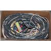 Image 1 : BOX OF CONSTRUCTION CABLES AND EXTENSION CORDS