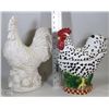 Image 1 : BOX OF ROOSTER ORNAMENTS AND COLLECTIBLES