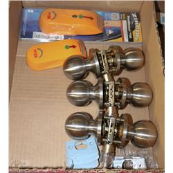 FLAT WITH 3 NEW CLOSET DOOR HANDLES AND 2 STUD