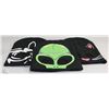 Image 1 : 3 PACK "GLOW IN THE DARK" TOQUES