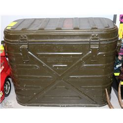 VINTAGE 1962 US ARMY FOOD INSULATED CONTAINER