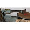 Image 1 : DELTA INDUSTRIAL 16 " SCROLL SAW