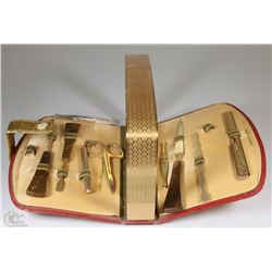 VINTAGE LADIES MANICURE KIT