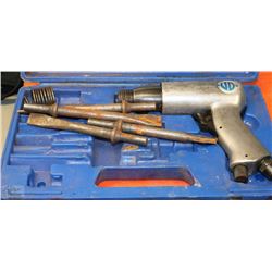 WESTWARD AIR HAMMER KIT WITH ATTACHMENTS