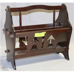 VINTAGE MAGAZINE RACK