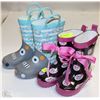 Image 1 : TWO PAIRS OF CHILDRENS RUBBER BOOTS SZ 5 & 7