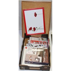 BOX WITH TWO SMART LIVING PHOTO GALLERY KITS,