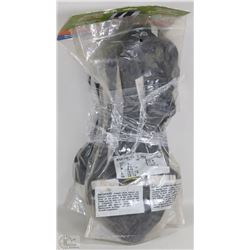 2 NEW PAIRS OF STUDDED SNOW TIRES FOR FEET SIZES