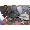 Image 1 : LOT OF THREE COMPUTER OFFICE CHAIRS