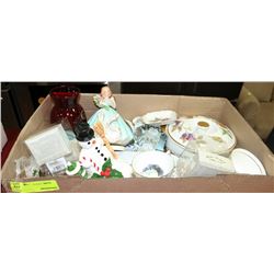 FLAT OF ESTATE COLLECTIBLE ORNAMENTS ON CHOICE