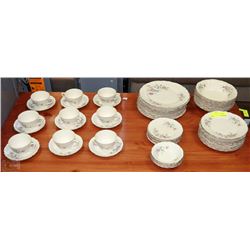 LARGE SOVEREIGN POTTERS EARTHENWARE PETIT POINT