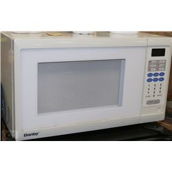 DANBY HOUSEHOLD MICROWAVE
