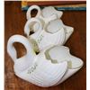 Image 1 : IRISH FINE BONE CHINA 3 PC PORCELAIN SWAN ORNAMENT