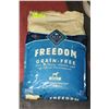 Image 1 : BLUE WILDERNESS 11LB GRAIN FREE ADULT DOG FOOD