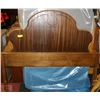Image 1 : VINTAGE WOOD CARVED DBL SIZE HEADBOARD