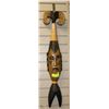 Image 1 : WOOD AFRICAN WALL-MOUNT DÉCOR -
