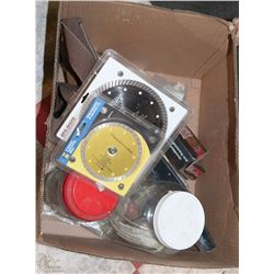 BOX WITH NEW DIAMOND CUTTING BLADES LEATHER TOOL