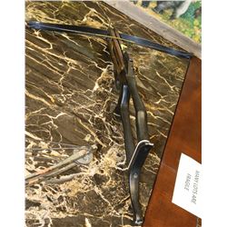 VINTAGE CROSSBOW