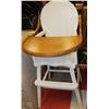 Image 1 : VINTAGE WOOD HIGHCHAIR