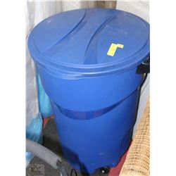 RUBBERMAID ROLLABLE RECYCLING CONTAINER