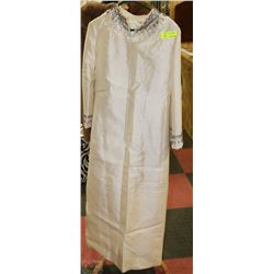 VINTAGE SEQUINNED DRESS