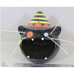 AUTOMATED HALLOWEEN CANDY HOLDER WITH SENSOR