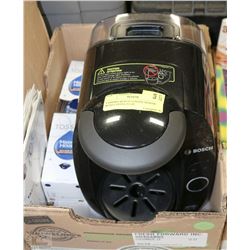 TASSIMO BOSCH COFFEE MAKER WITH COFFEE PODS