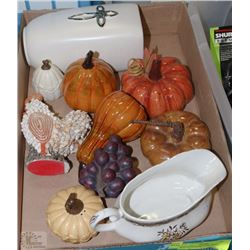 BOX OF THANKSGIVING DECOR