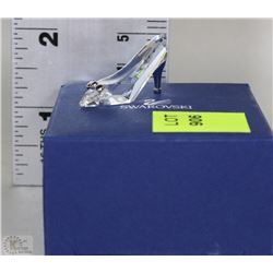 MINATURE SWAROVSKI GLASS SLIPPER