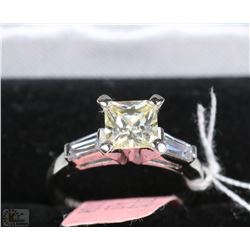 STERLING .925 RING SIZE 7 WITH CUBIC STONE