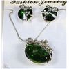 Image 1 : GREEN AUSTRIAN CRYSTAL NECKLACE AND EARRINGS SET