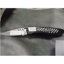 FOLDING KNIFE WITH BELT CLIP - 440 STAINLESS STEEL - YC-S-2BK
