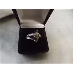 RING - PERIDOT & DIAMONDS IN STERLING SILVER SETTING - INCLUDES 11 DIAMONDS - RETAIL ESTIMATE $550