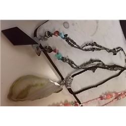 NECKLACES - BLACK HEMATITE & ONYX & 1 LARGE AGATE WITH SILVER NECKLACE ~2" = 2 TTL
